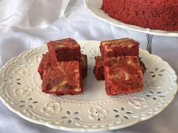 Red Velvet Cheesecake Brownie