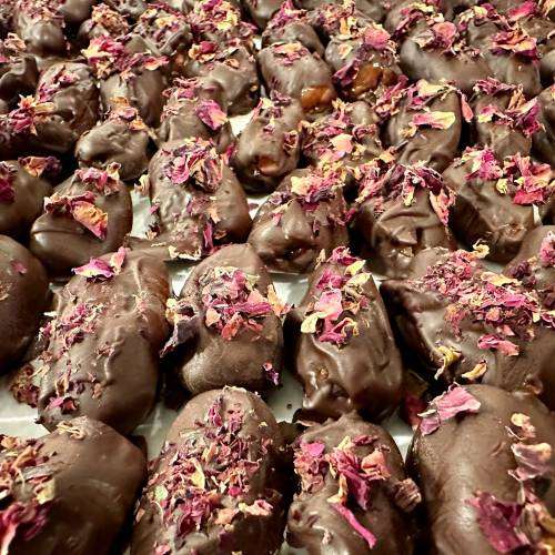 Rose Chocolate Dates