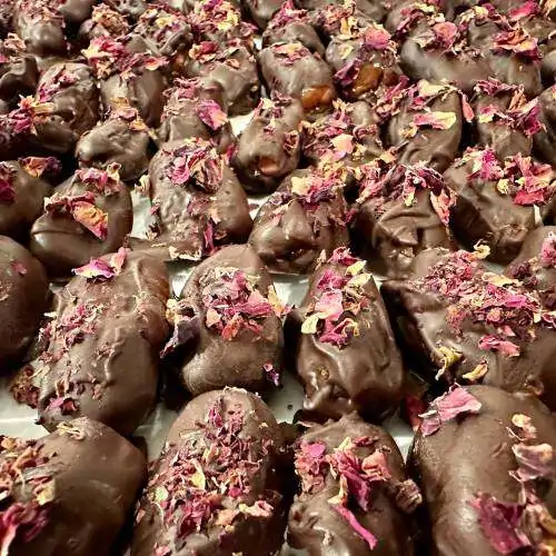 Rose Chocolate Dates