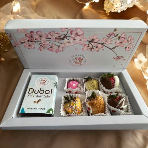 Dubai Strawberry Indulgence